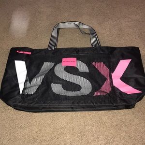 Victoria’s Sport Tote